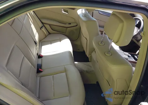 2012 Mercedes-Benz E 350 4Matic z USA, uszkodzony, nr VIN WDDHF8JB9CA598092